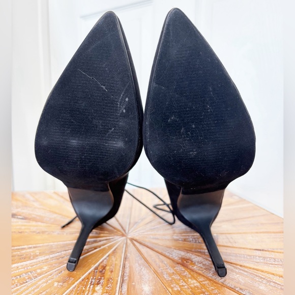 NWT Shoe Dazzle Lace Up Pointed Toe Pumps in Black - Picture 7 of 15